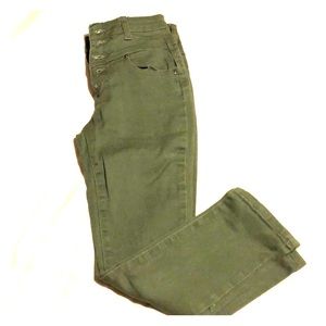 High Waist Green Capri Jeans